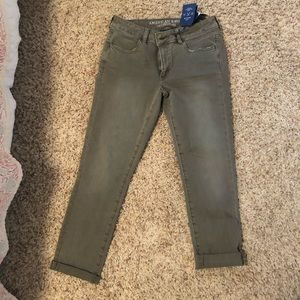 NEW American Eagle jeans size 6